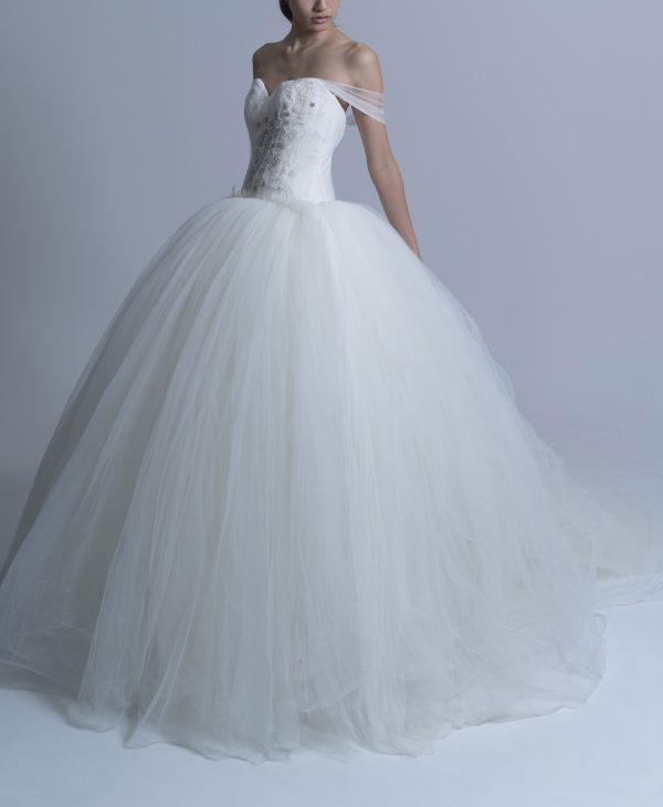 VERA WANGのウェディングドレスのおすすめ3選 | A THINGS WHITE ...